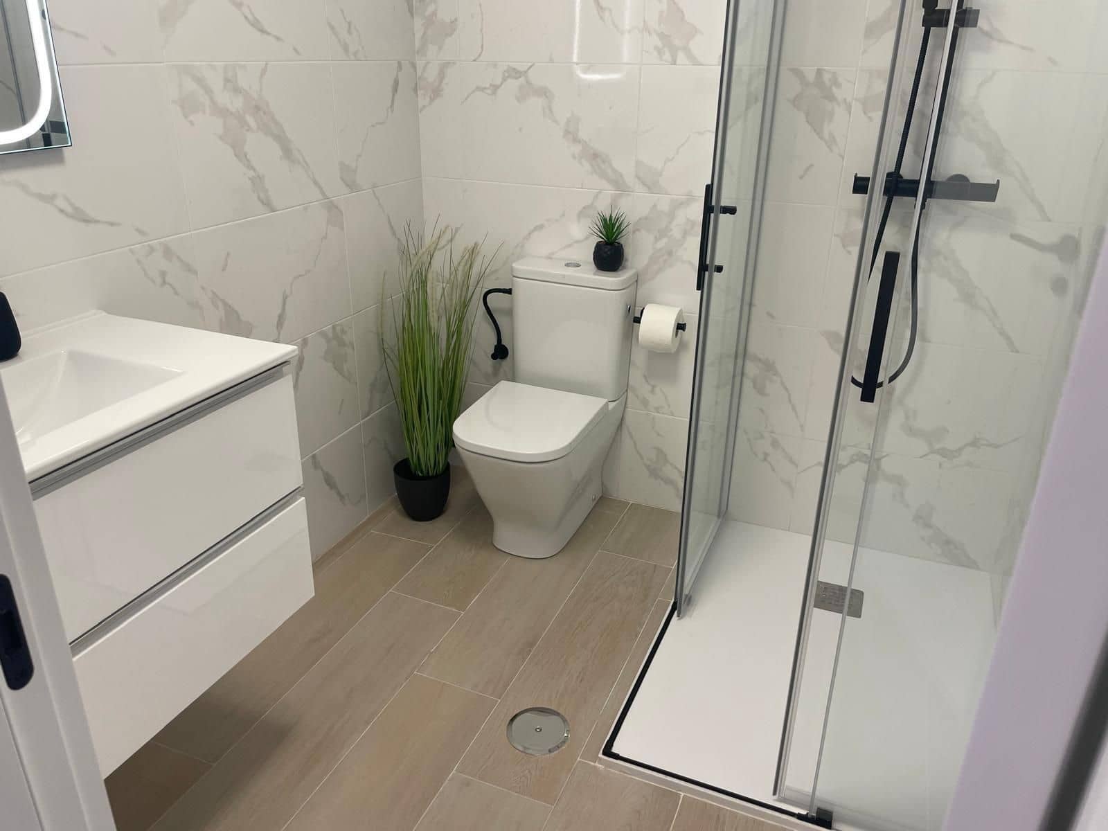 2 soverom Villa til salgs i Torrevieja med svømmebasseng - € 359 900 (Ref: 9233777)