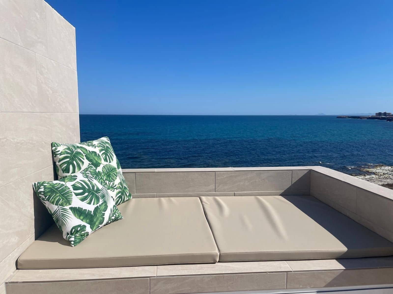 2 soverom Villa til salgs i Torrevieja med svømmebasseng - € 359 900 (Ref: 9233777)