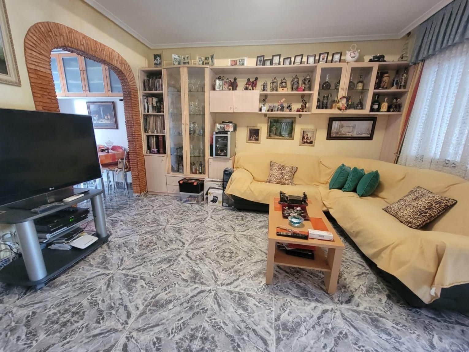 2 sypialnia Willa na sprzedaż w Torrevieja z basenem - 169 000 € (Ref: 9233781)