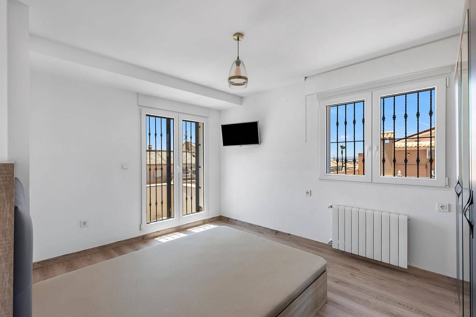 4 bedroom Villa for sale in Aguas Nuevas with pool garage - € 549,000 (Ref: 9233785)