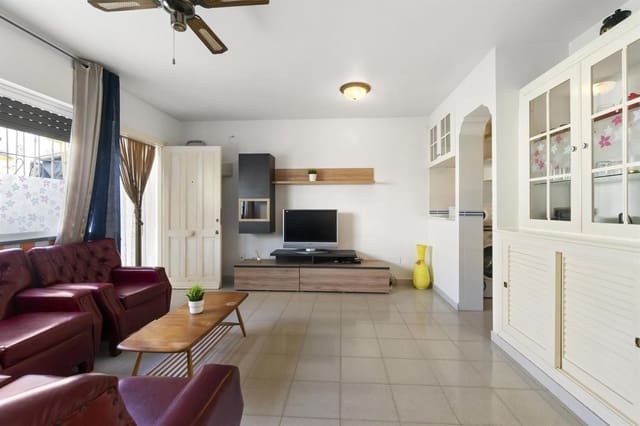 Chalet de 2 habitaciones en Los Altos en venta con piscina - 125.000 € (Ref: 9233786)