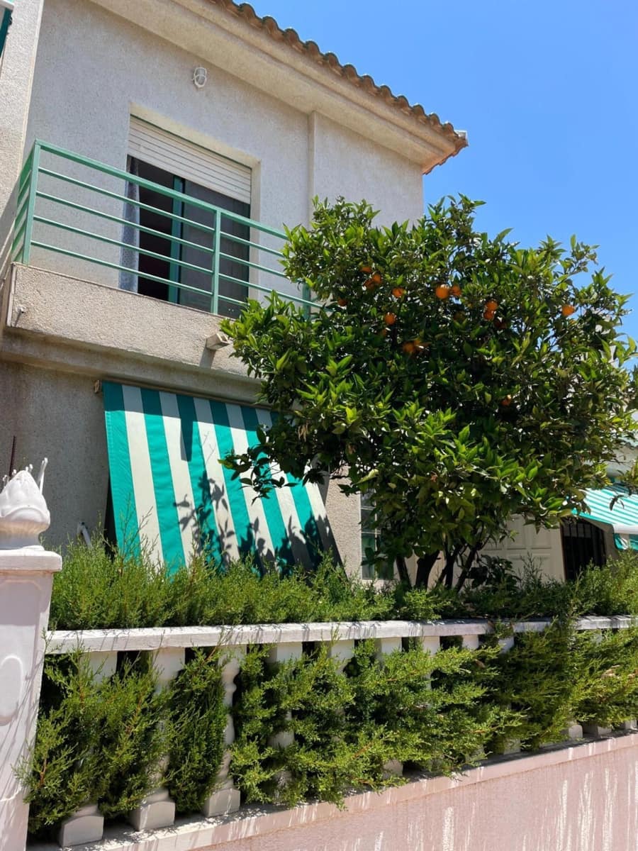 3 bedroom Villa for sale in Los Altos with pool - € 164,500 (Ref: 9233791)