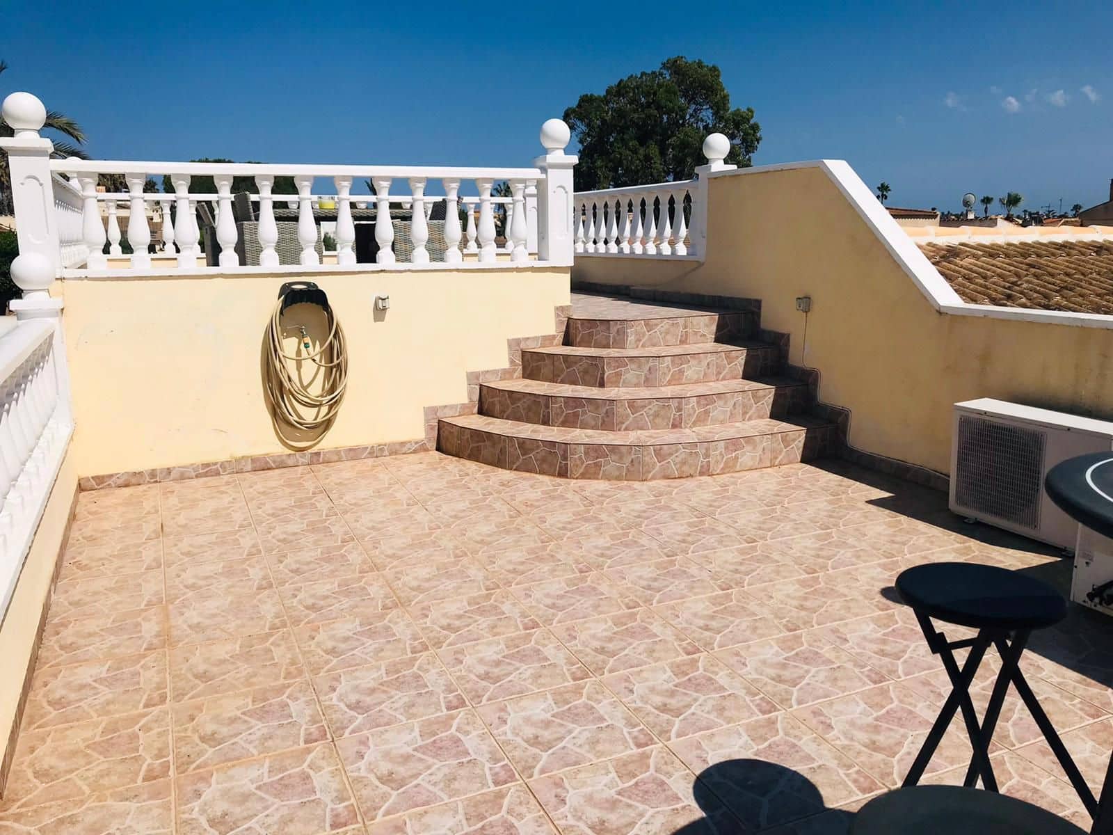 3 sovrum Villa till salu i Torrevieja med pool garage - 575 000 € (Ref: 9233792)