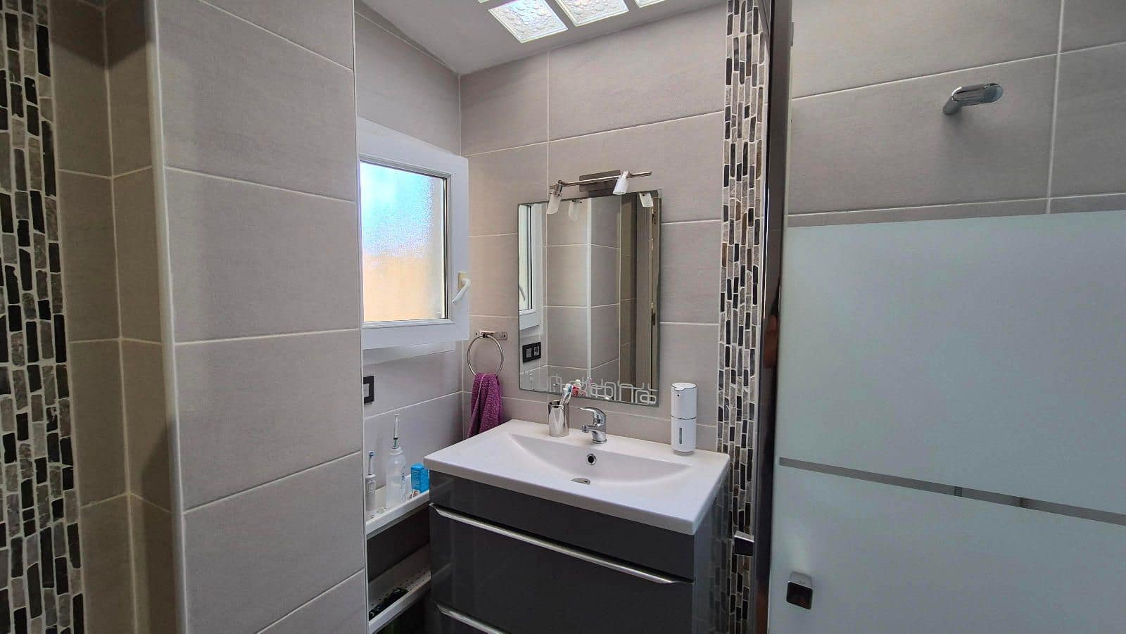 3 sovrum Hus till salu i Aguas Nuevas med pool garage - 235 000 € (Ref: 9233793)