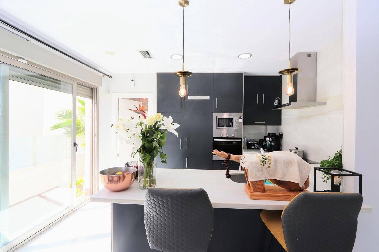 5 sovrum Villa till salu i Villamartin med pool - 487 000 € (Ref: 9233795)