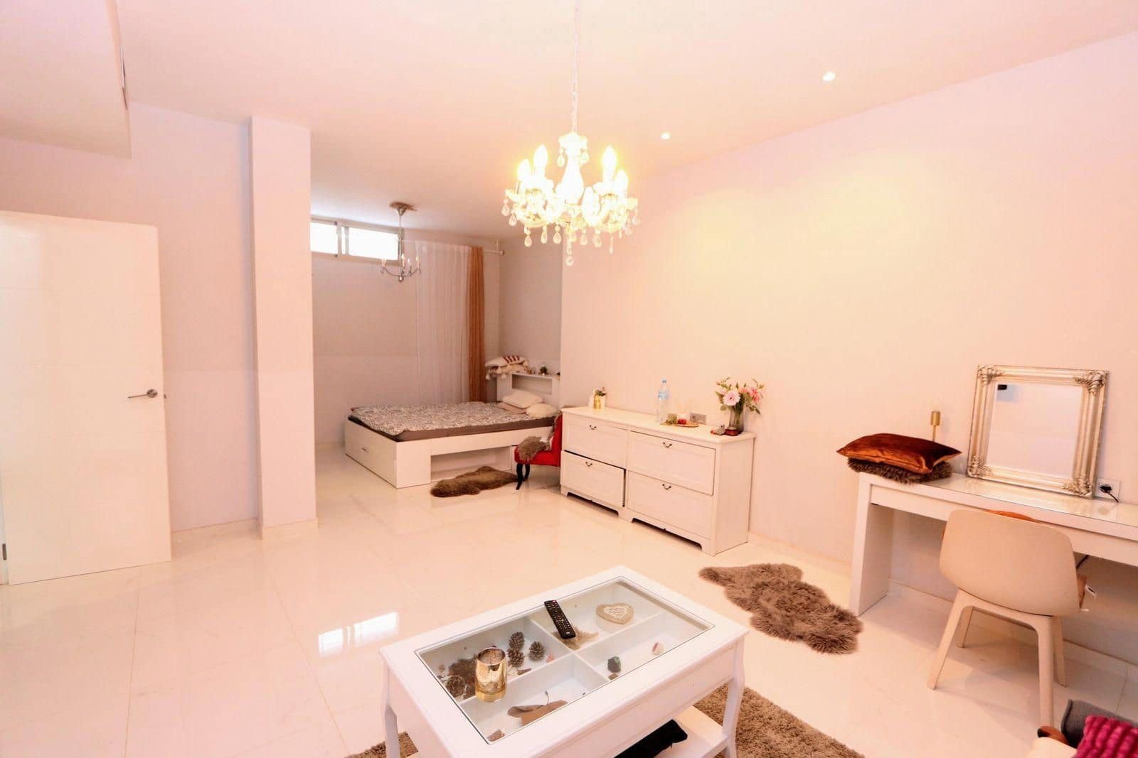 5 sovrum Villa till salu i Villamartin med pool - 487 000 € (Ref: 9233795)