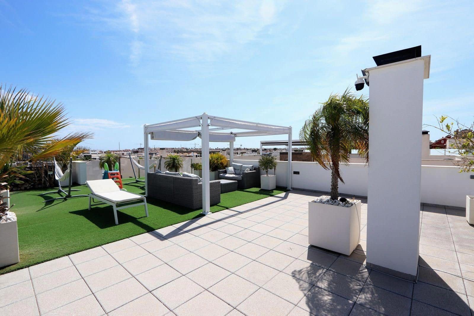 5 sovrum Villa till salu i Villamartin med pool - 487 000 € (Ref: 9233795)