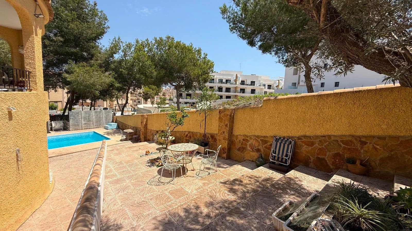 6 soverom Villa til salgs i Orihuela Costa med svømmebasseng - € 450 000 (Ref: 9233798)
