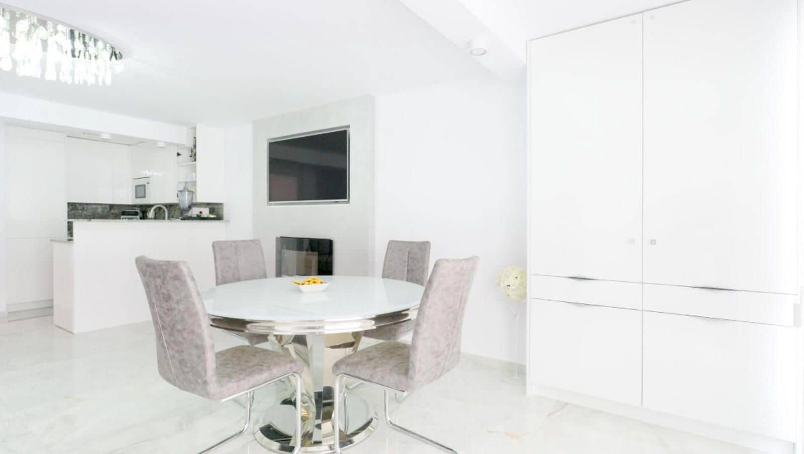 4 soveværelse Byhus til salg i Punta Prima med swimmingpool garage - € 545.000 (Ref: 9233802)