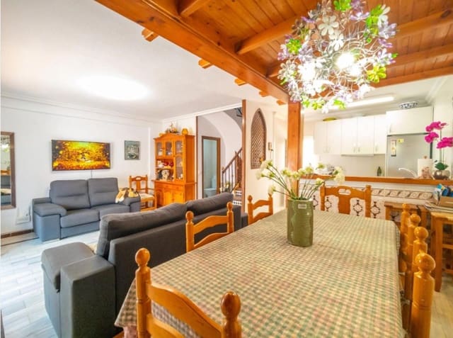 3 bedroom Townhouse for sale in Cabo Cervera, Torrevieja with garage - € 349,000 (Ref: 9233803)