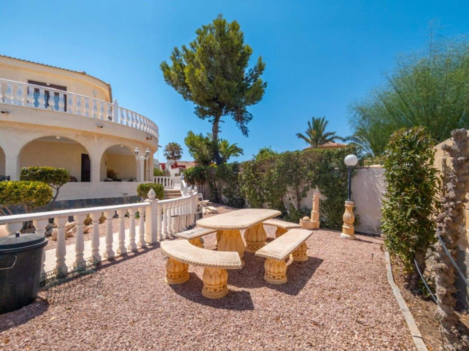 4 sovrum Villa till salu i El Chaparral med pool garage - 590 000 € (Ref: 9233805)