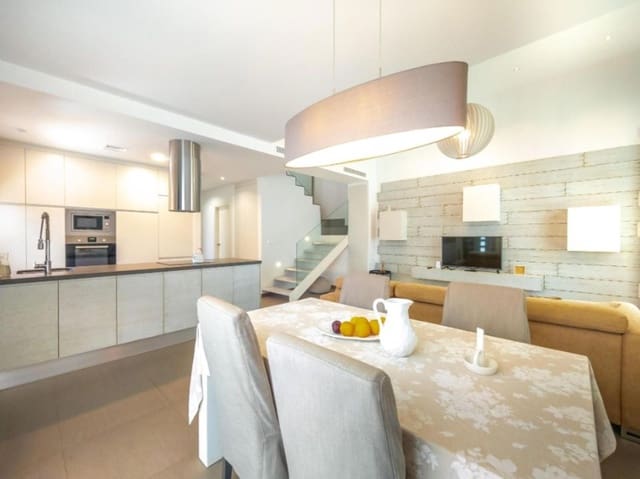 3 chambre Villa/Maison à vendre à Ciudad Quesada, Rojales avec piscine garage - 385 000 € (Ref: 9233806)