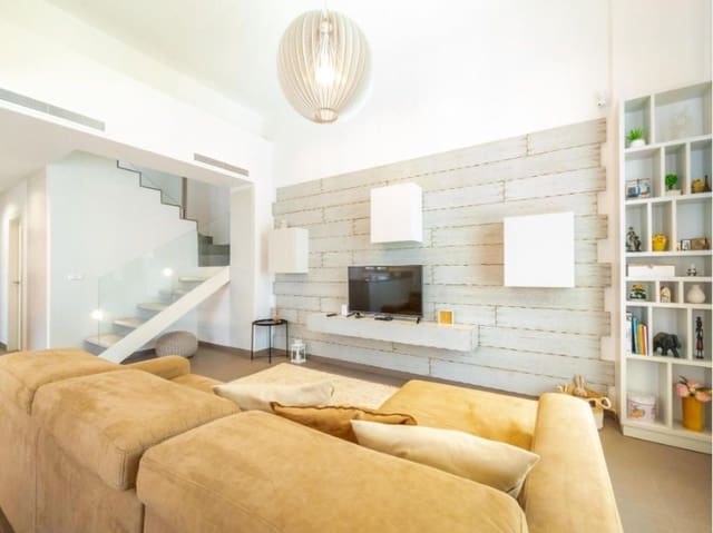 3 chambre Villa/Maison à vendre à Ciudad Quesada, Rojales avec piscine garage - 385 000 € (Ref: 9233806)