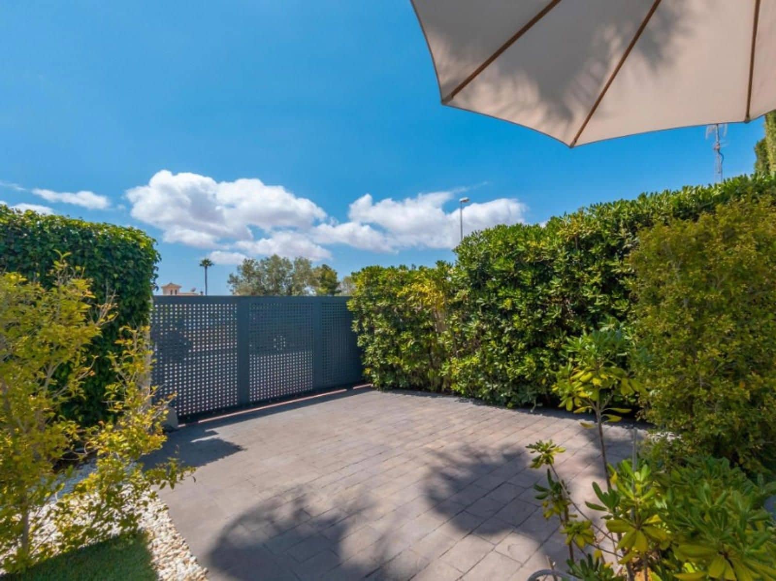 3 chambre Villa/Maison à vendre à Ciudad Quesada avec piscine garage - 385 000 € (Ref: 9233806)