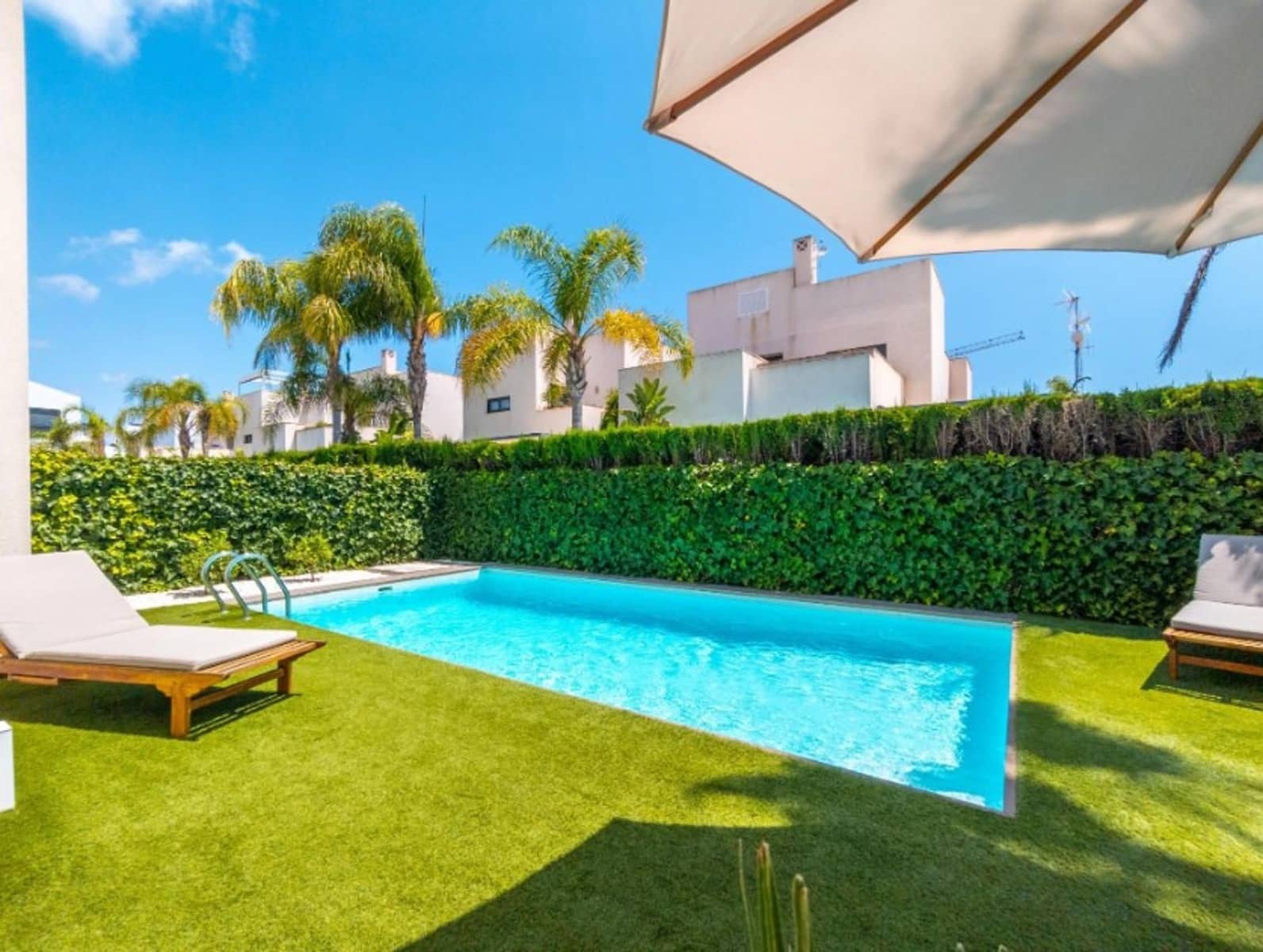 3 chambre Villa/Maison à vendre à Ciudad Quesada avec piscine garage - 385 000 € (Ref: 9233806)