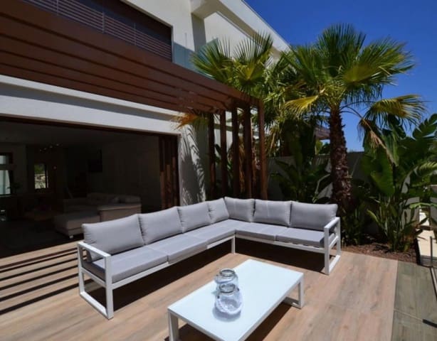 4 quarto Moradia para venda em Las Colinas Golf, Orihuela com piscina - 630 000 € (Ref: 9233819)