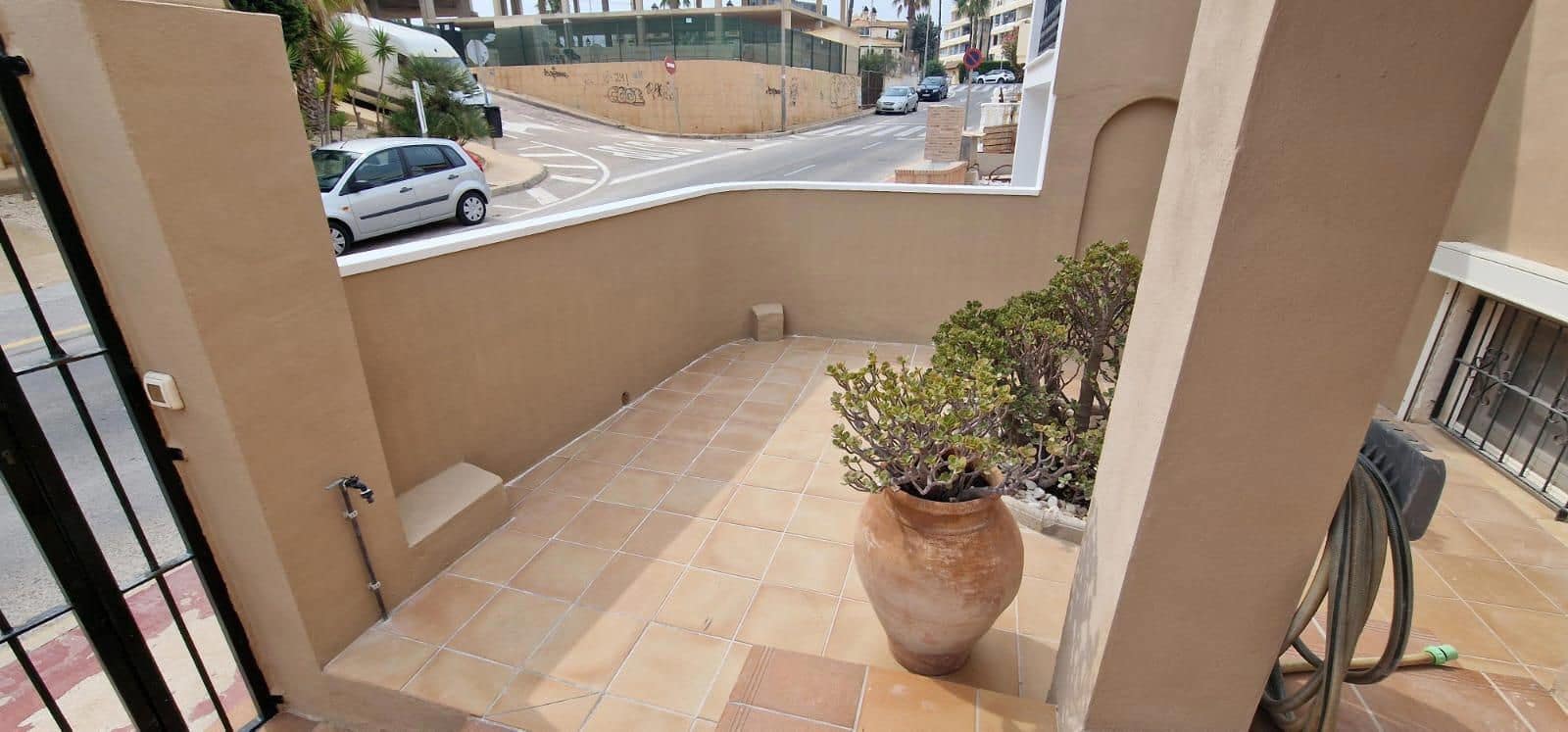 6 soveværelse Byhus til salg i Cabo Cervera med garage - € 375.000 (Ref: 9235183)