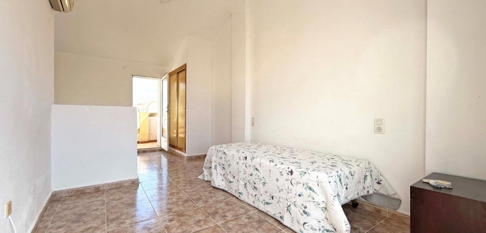 3 sovrum Villa till salu i Los Altos med pool - 184 900 € (Ref: 9235788)