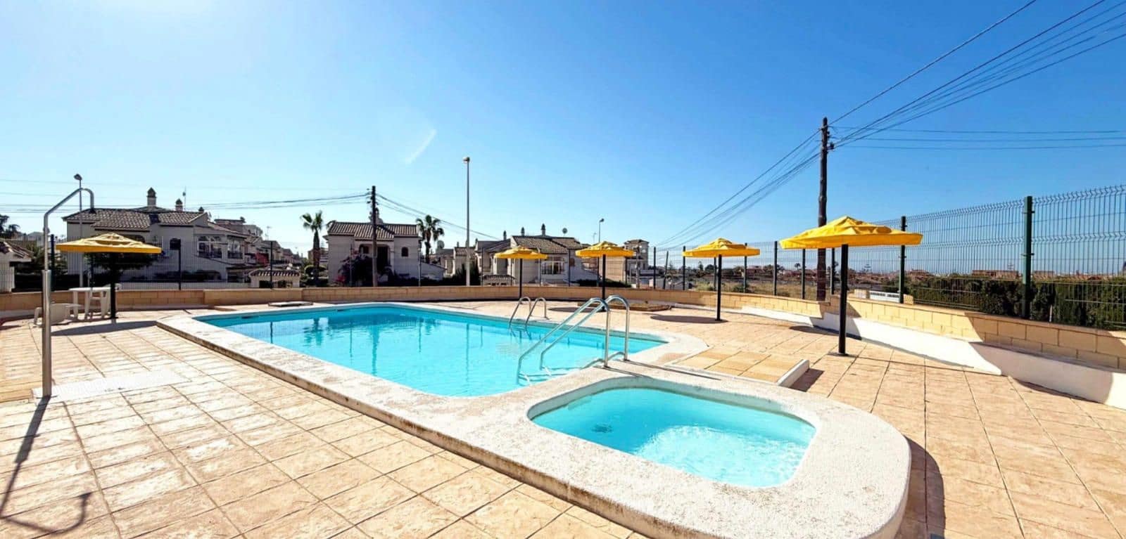 2 quarto Moradia para venda em La Mata com piscina - 199 900 € (Ref: 9235789)