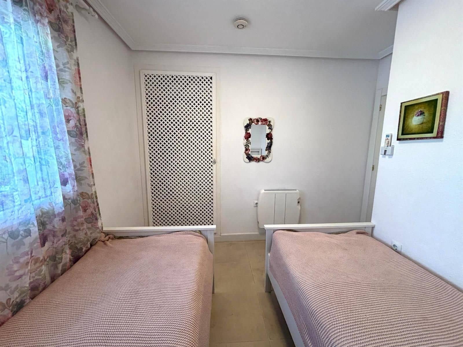 3 soverom Hus til salgs i Torrevieja med svømmebasseng - € 199 000 (Ref: 9237311)