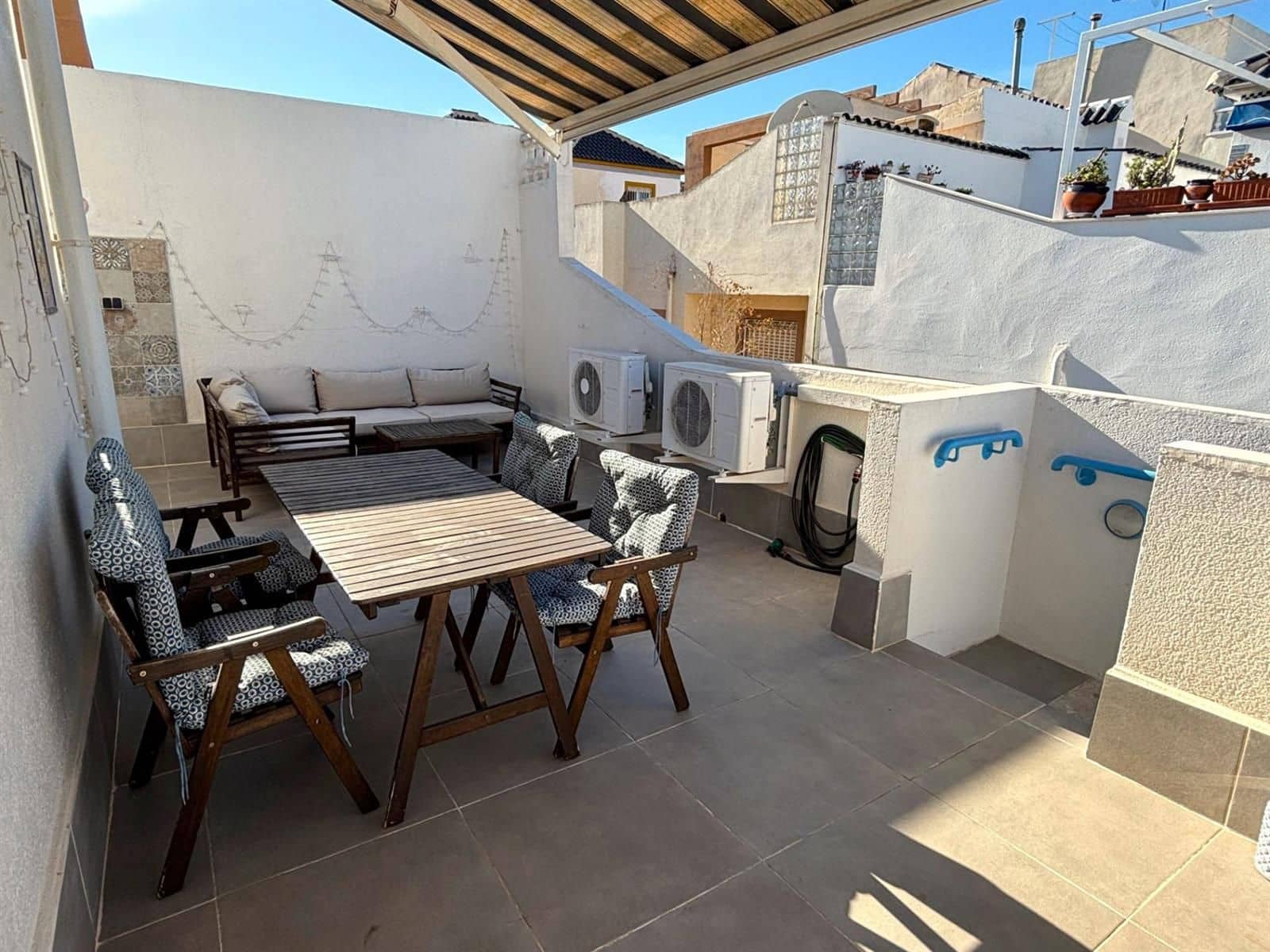 3 soverom Hus til salgs i Torrevieja med svømmebasseng - € 199 000 (Ref: 9237311)