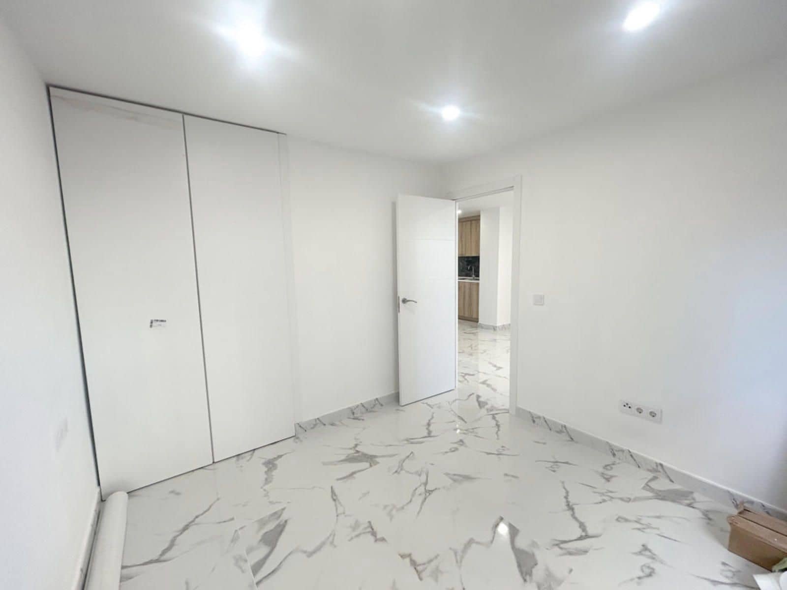 3 sovrum Lägenhet till salu i Torrevieja - 225 000 € (Ref: 9237320)