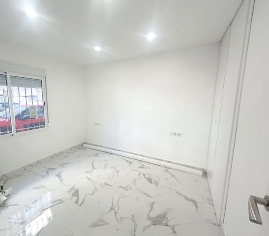 3 slaapkamer Flat te koop in Playa de los Náufragos, Torrevieja - € 225.000 (Ref: 9237320)