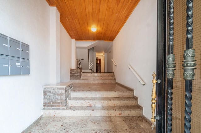 3 slaapkamer Penthouse te koop in Playa de los Náufragos, Torrevieja - € 149.900 (Ref: 9237324)