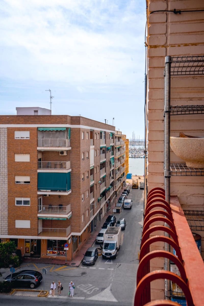 3 slaapkamer Penthouse te koop in Torrevieja - € 172.000 (Ref: 9237334)