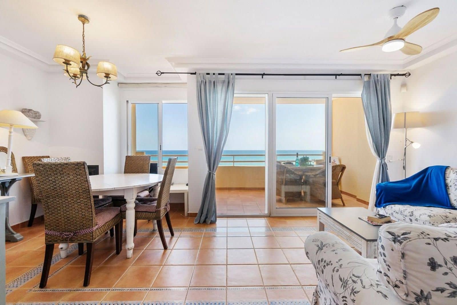 3 Zimmer Wohnung zu verkaufen in Dehesa de Campoamor mit Pool Garage - 599.000 € (Ref: 9237338)