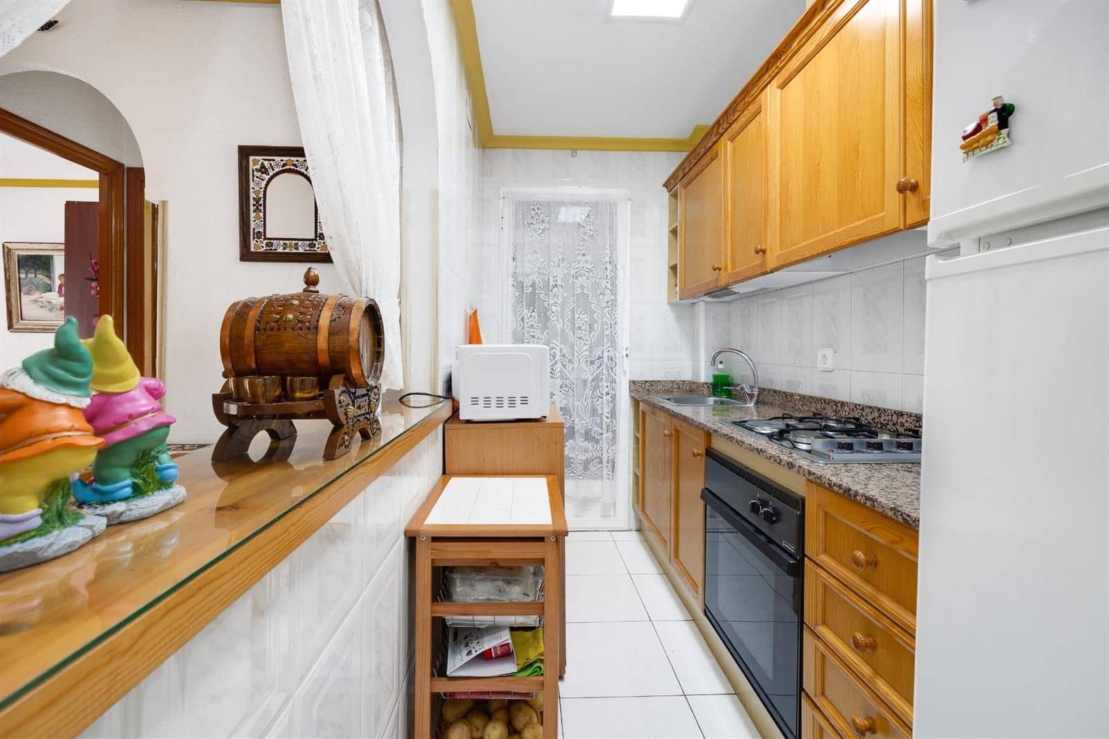 Piso de 2 habitaciones en Torrevieja en venta con garaje - 156.900 € (Ref: 9237341)