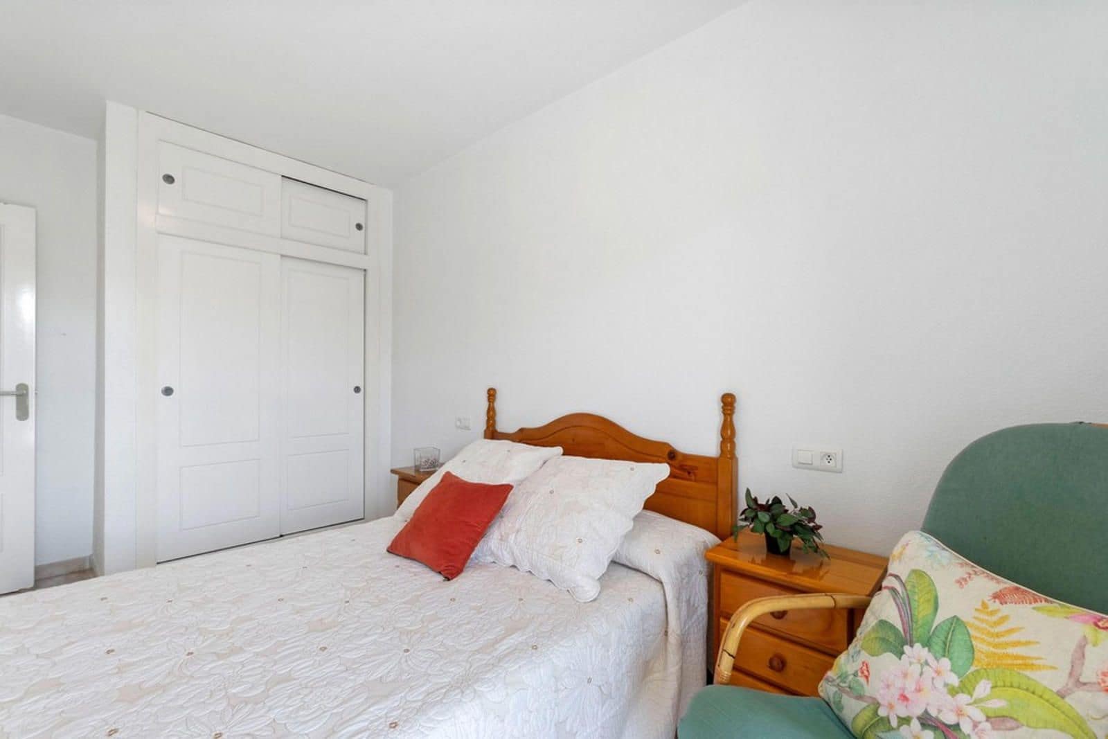 2 soveværelse Lejlighed til salg i Dehesa de Campoamor med swimmingpool - € 160.000 (Ref: 9237343)