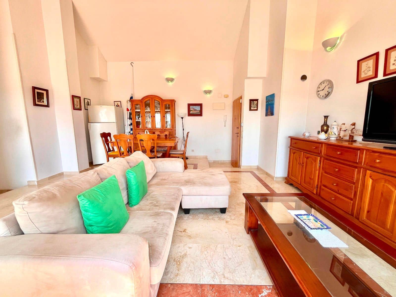 3 makuuhuone Kattohuoneisto myytävänä paikassa Dehesa de Campoamor mukana uima-altaan 
autotalli - 249 000 € (Ref: 9237345)