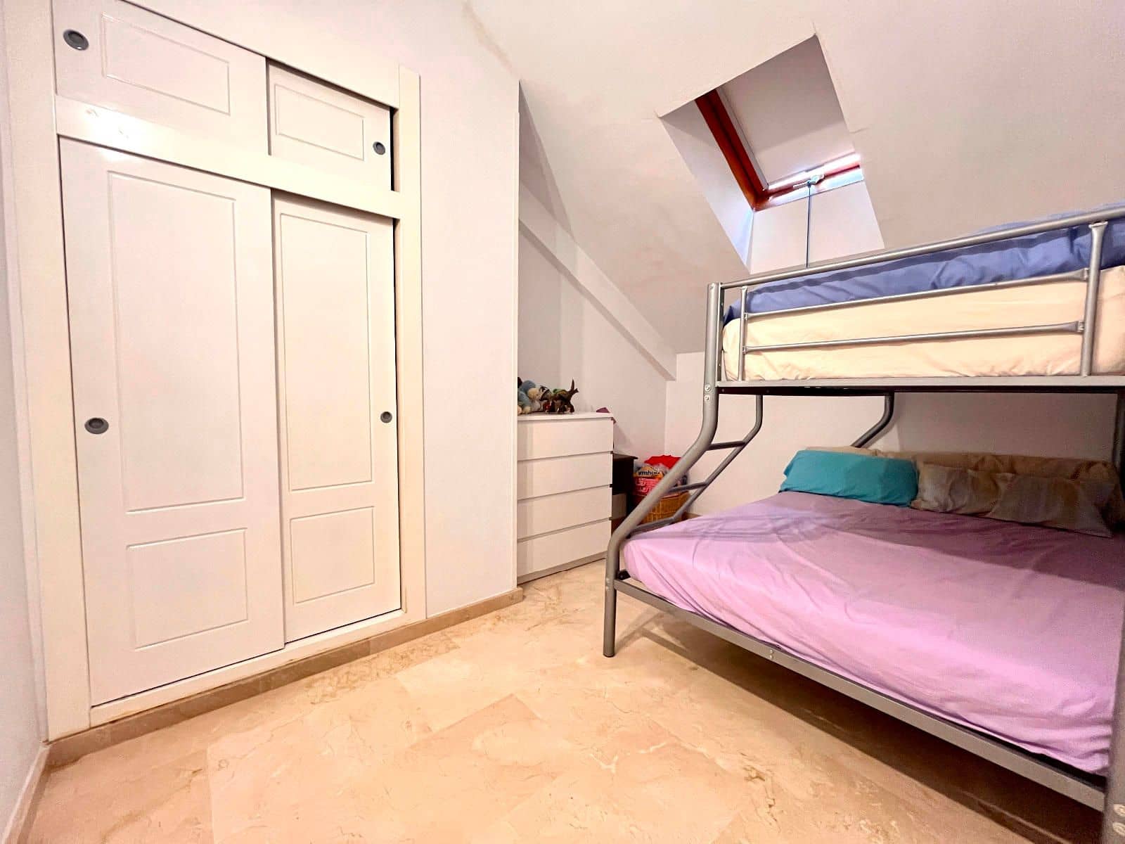 3 makuuhuone Kattohuoneisto myytävänä paikassa Dehesa de Campoamor mukana uima-altaan 
autotalli - 249 000 € (Ref: 9237345)