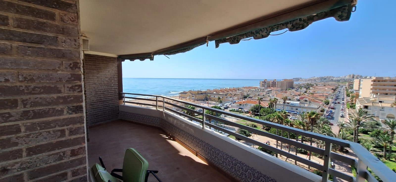 3 bedroom Flat for sale in La Mata with garage - € 260,000 (Ref: 9237346)