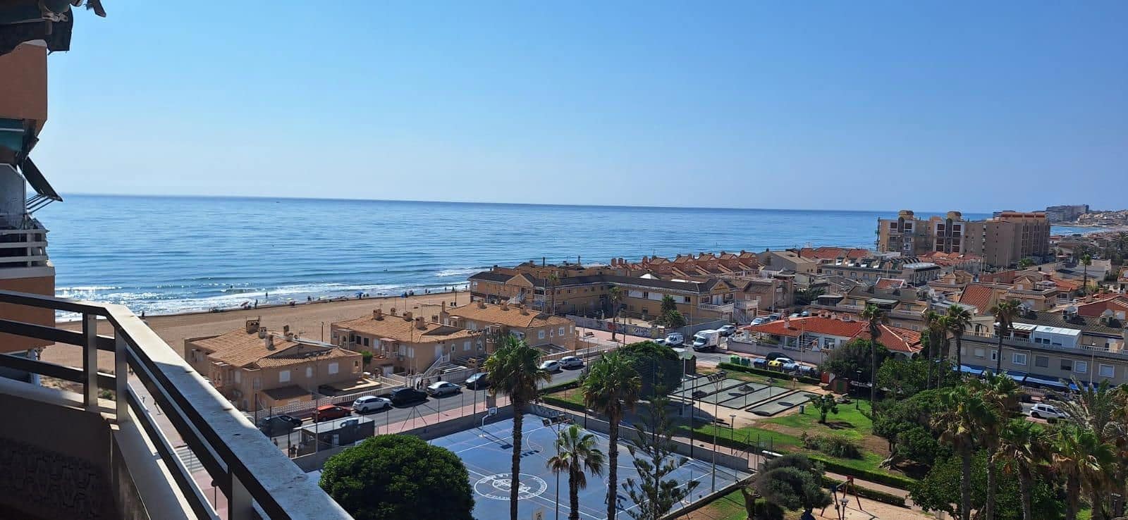 3 bedroom Flat for sale in La Mata with garage - € 260,000 (Ref: 9237346)