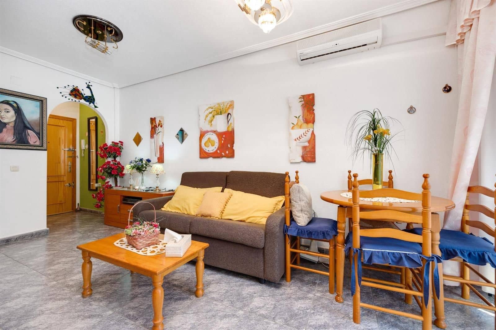 2 soveværelse Lejlighed til salg i Torrevieja - € 119.900 (Ref: 9237360)