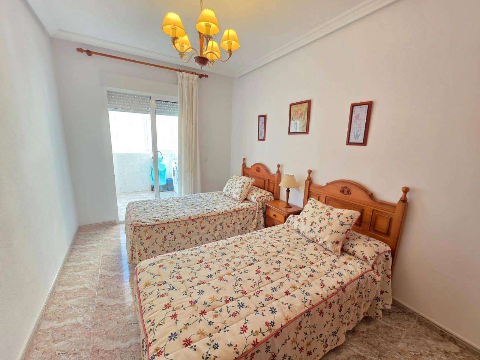 3 sypialnia Mieszkanie na sprzedaż w Torrevieja - 167 500 € (Ref: 9237369)