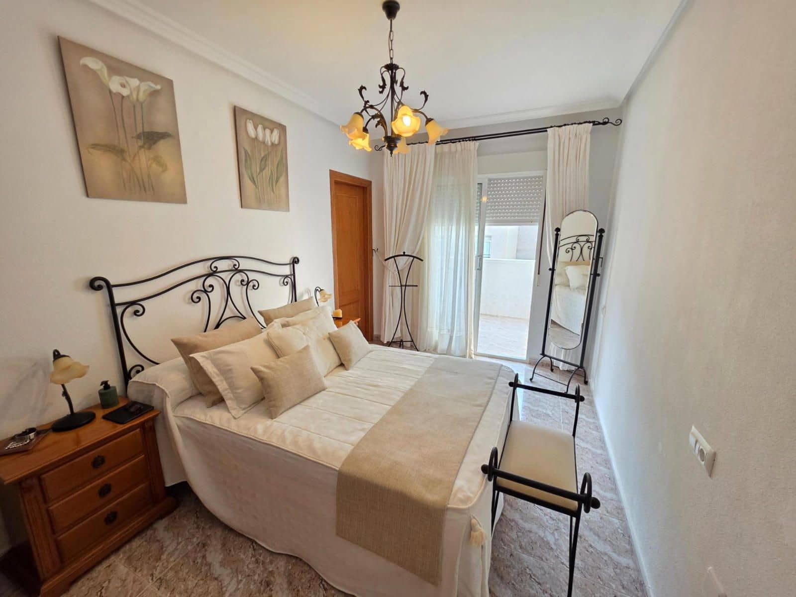 3 sypialnia Mieszkanie na sprzedaż w Torrevieja - 167 500 € (Ref: 9237369)