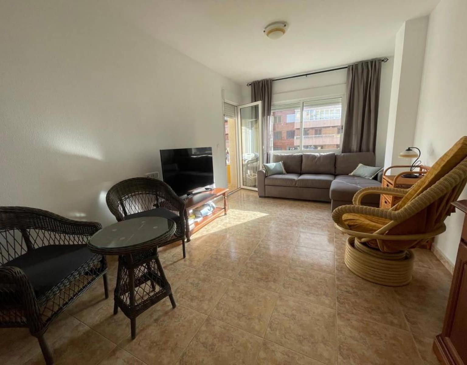 3 bedroom Flat for sale in Torrevieja - € 158,000 (Ref: 9237372)