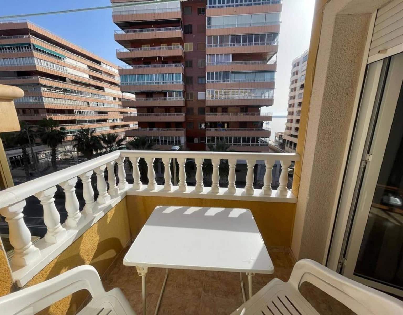 3 bedroom Flat for sale in Torrevieja - € 158,000 (Ref: 9237372)