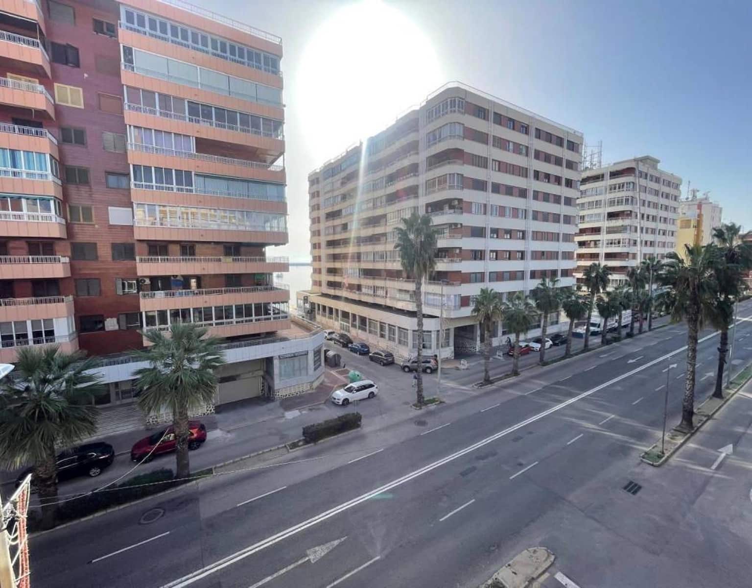 3 bedroom Flat for sale in Torrevieja - € 158,000 (Ref: 9237372)