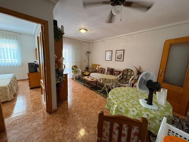 2 slaapkamer Flat te koop in Antonio Machado, Torrevieja met garage - € 132.500 (Ref: 9237378)