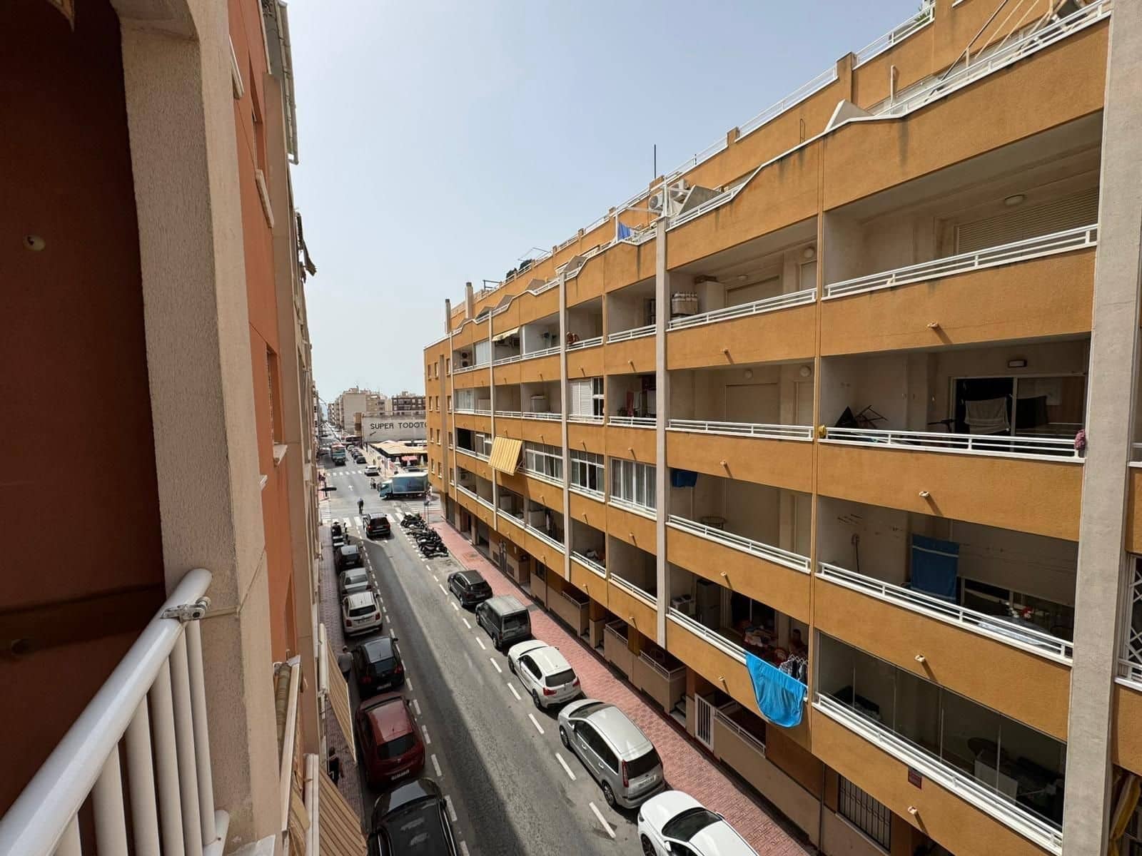 2 sypialnia Mieszkanie na sprzedaż w Torrevieja z garażem - 132 500 € (Ref: 9237378)