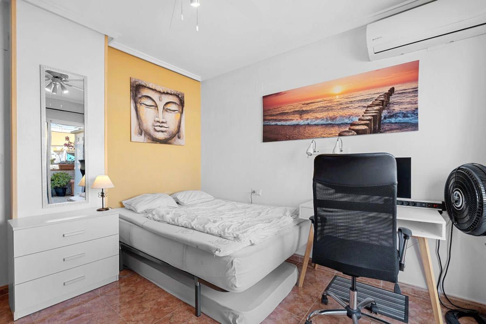 2 soveværelse Penthouse til salg i Torrevieja med garage - € 175.000 (Ref: 9237383)