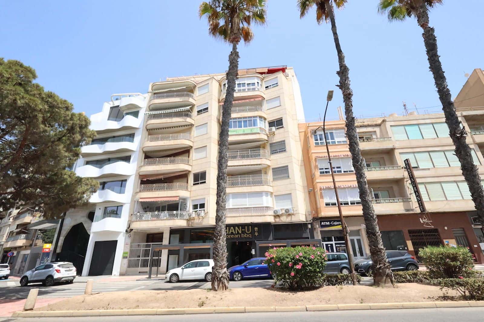3 makuuhuone Asunto myytävänä paikassa Torrevieja - 299 000 € (Ref: 9237386)