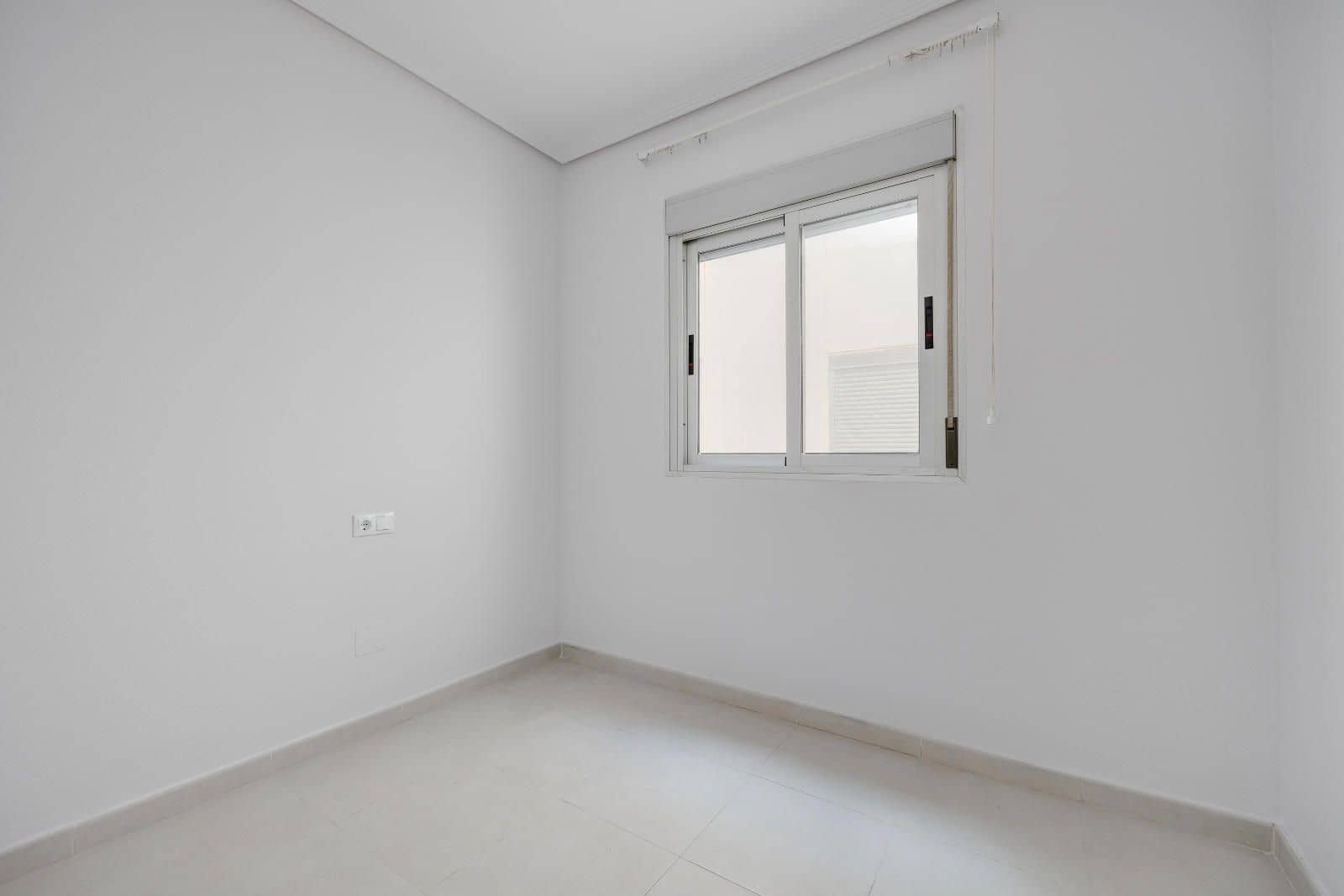 3 chambre Appartement à vendre à Torrevieja - 178 995 € (Ref: 9237389)