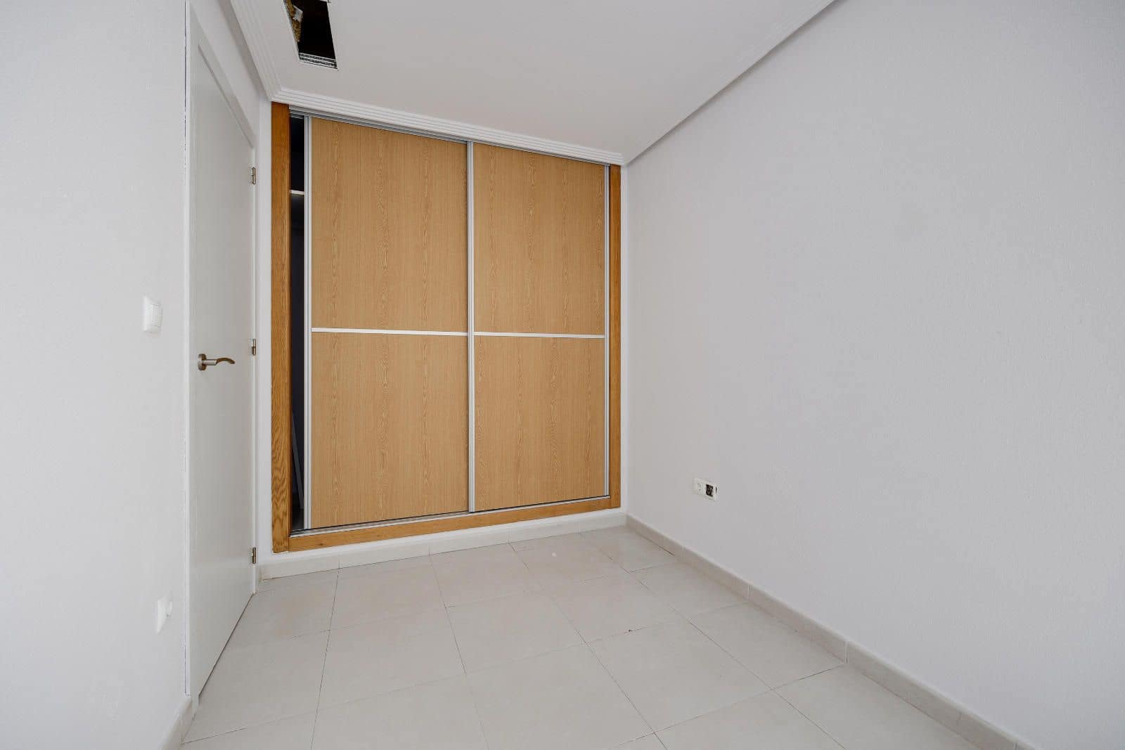 3 chambre Appartement à vendre à Torrevieja - 178 995 € (Ref: 9237389)