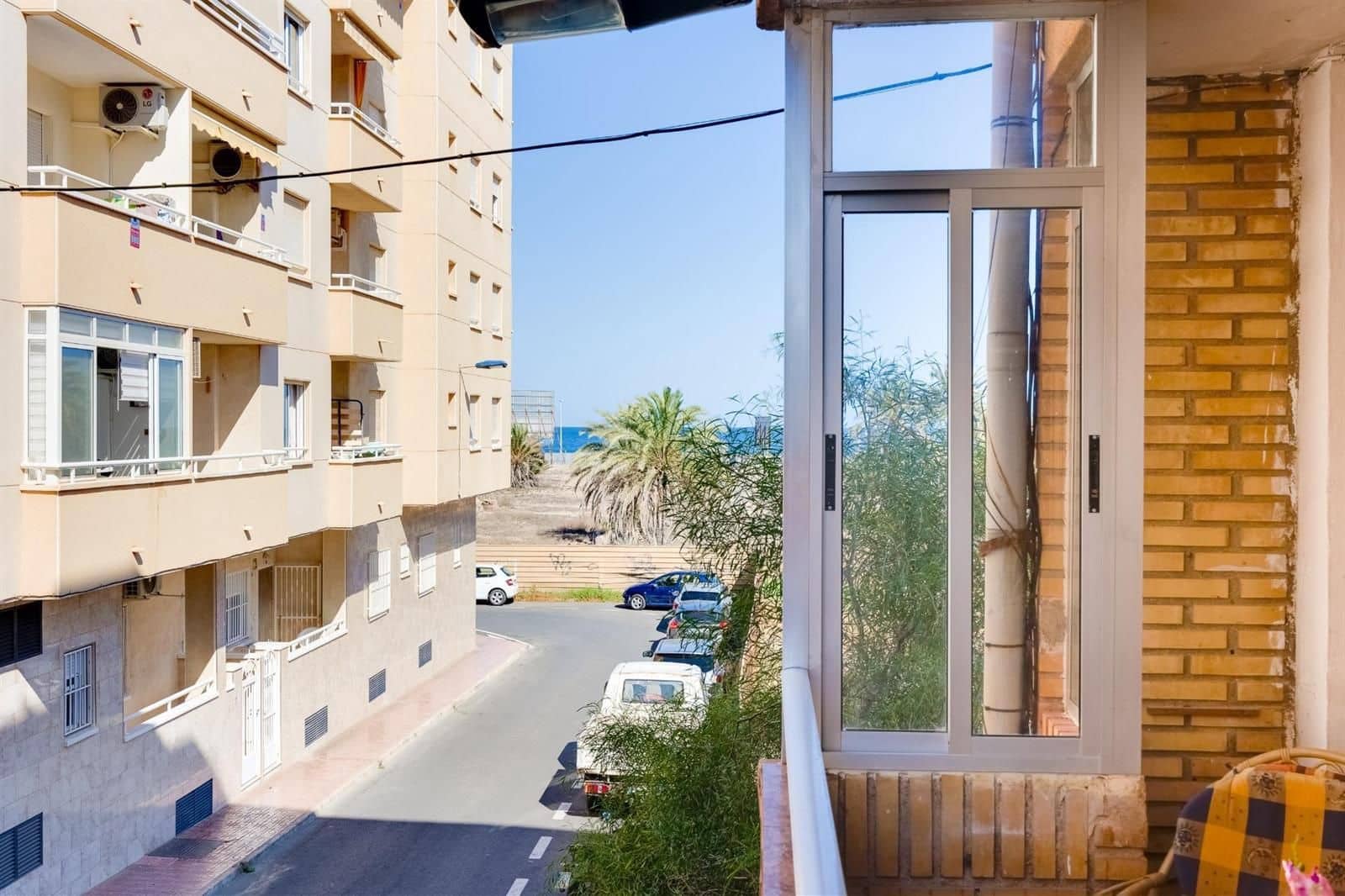 3 makuuhuone Asunto myytävänä paikassa Torrevieja - 159 900 € (Ref: 9237394)