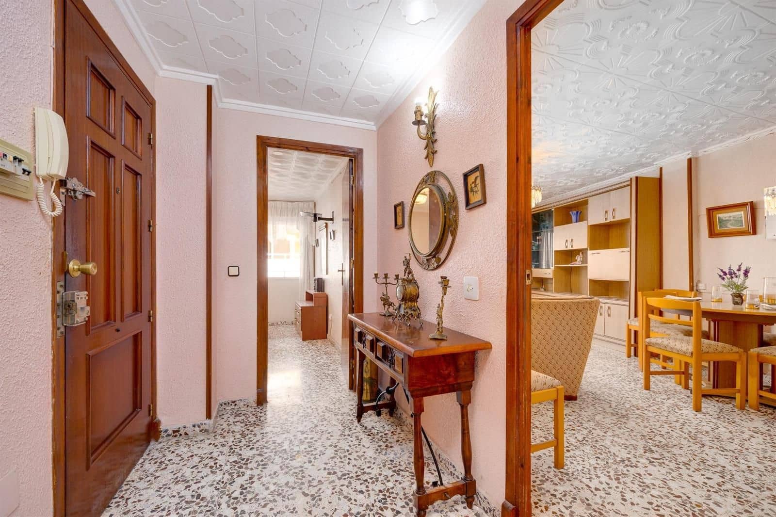 3 makuuhuone Asunto myytävänä paikassa Torrevieja - 159 900 € (Ref: 9237394)